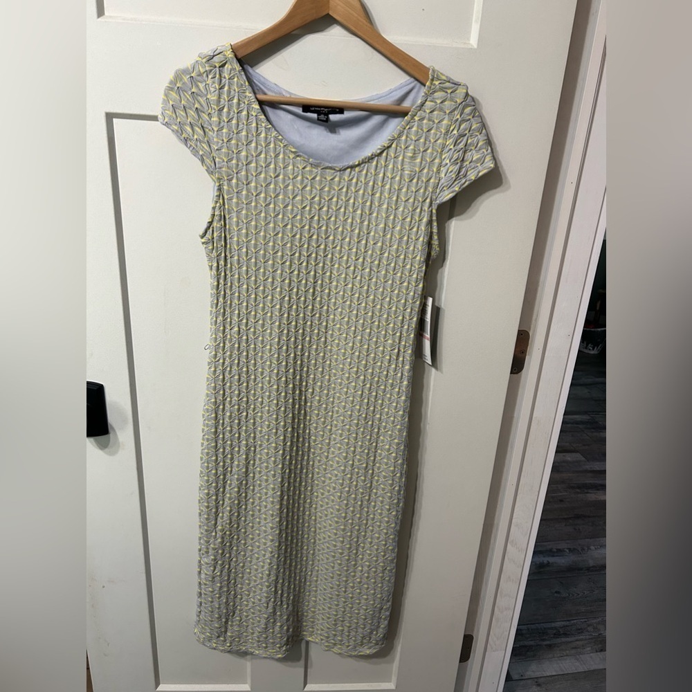 Sharagano Yellow & Grey stretchy long ankle length cap sleeve Dress